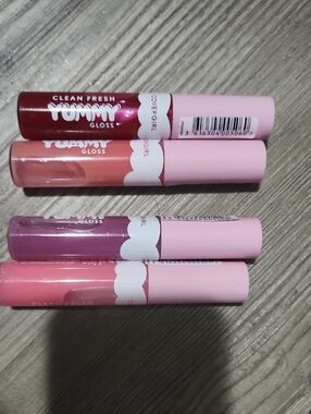 4 COVERGIRL Yummy Gloss Lip Gloss Set — Red, Coral, Purple, Pink Shades